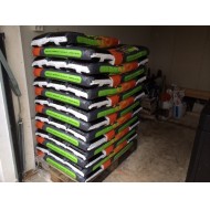 Hout pellets in 14 kg zakjes.